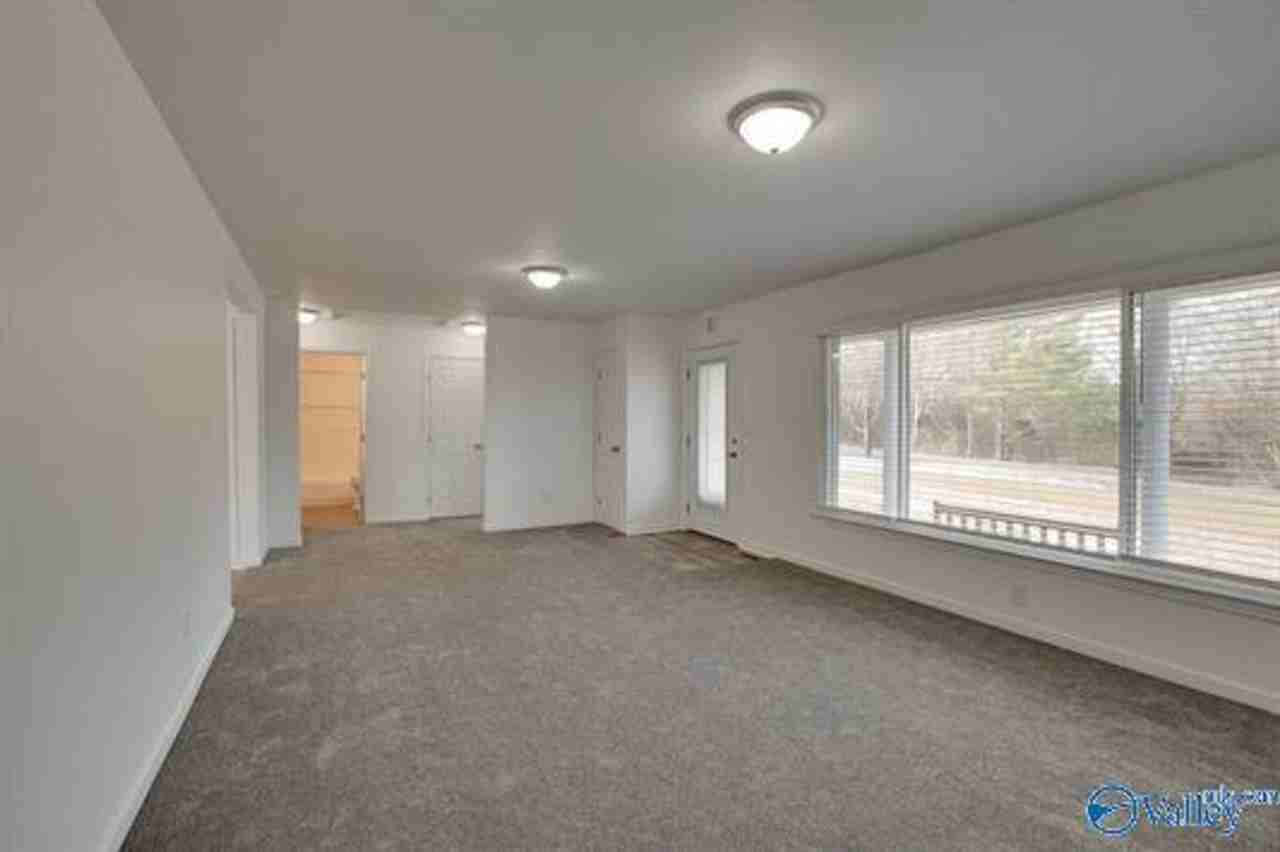 365 Ne Morris Rd - Photo 7 of 19