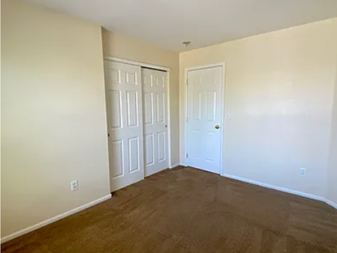 16676 E Phillips Pl - Photo 4 of 14