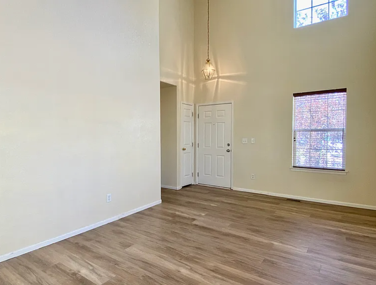 16676 E Phillips Pl - Photo 6 of 14