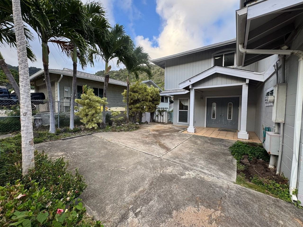 541 Kuliouou Rd #A - Photo 2 of 8