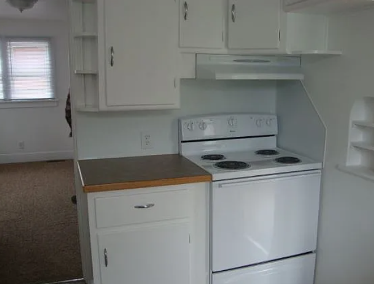 1022 Cranford Pl - Photo 4 of 14