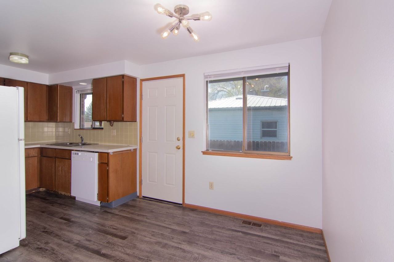 2218 W Cleveland Ave - Photo 5 of 16
