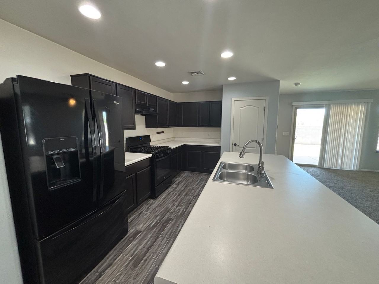 5154 E Arguedas Way - Photo 6 of 22