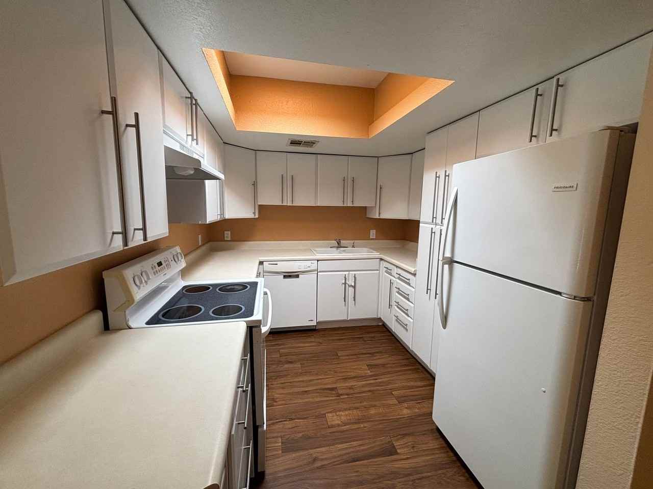 8267 N Oracle Rd #239 - Photo 4 of 15