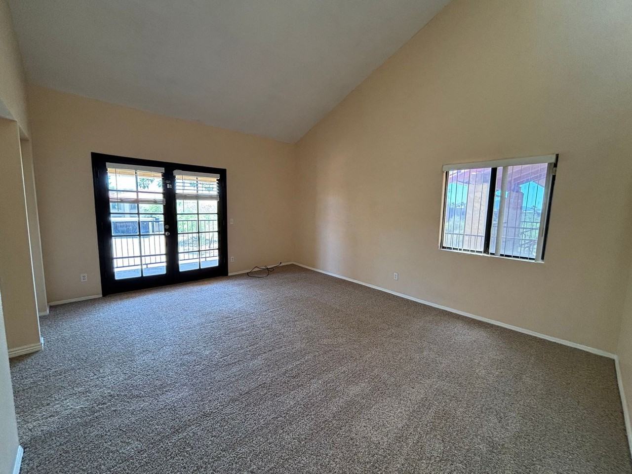 8267 N Oracle Rd #239 - Photo 5 of 15