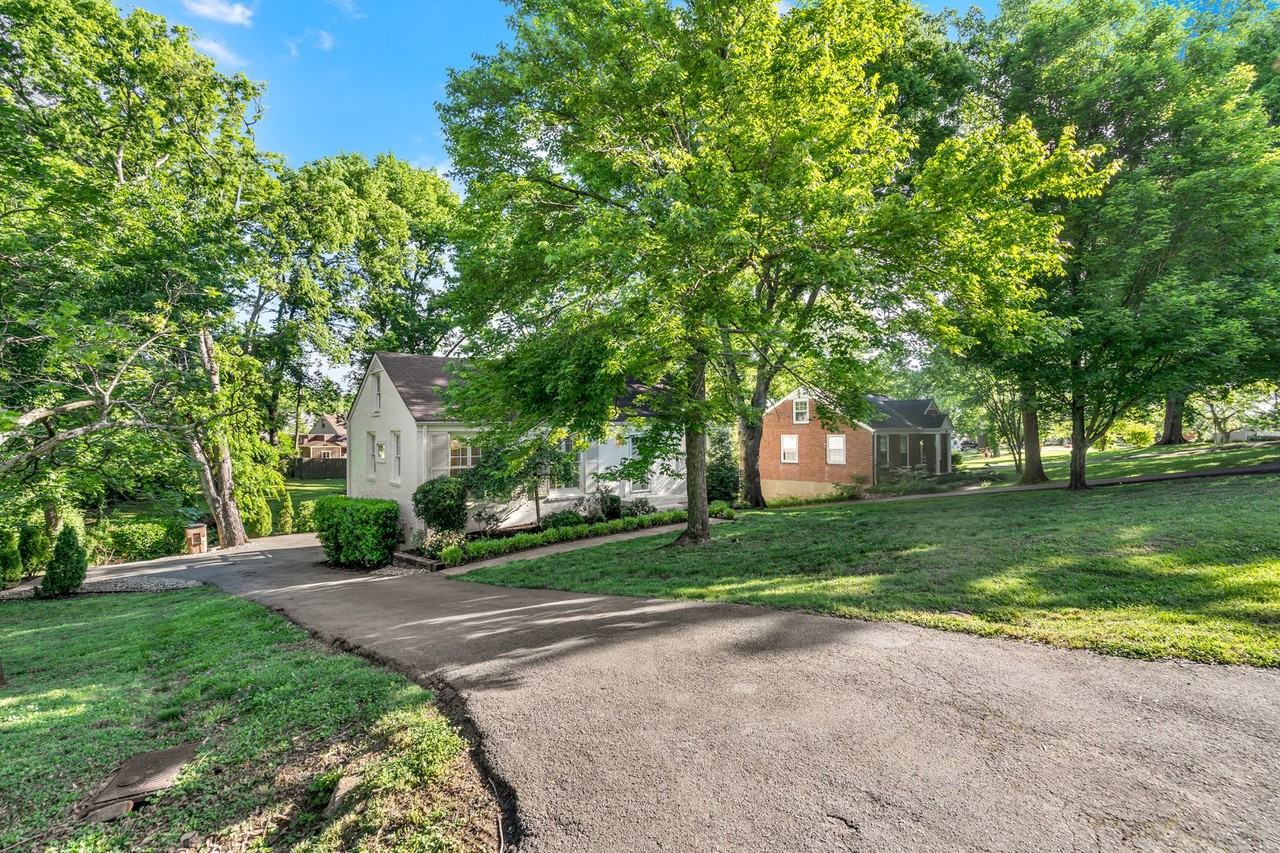 702 Canebrake Dr - Photo 4 of 30