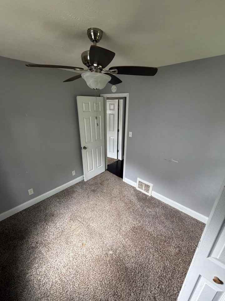 3128 S 4th St - Photo 4 of 6