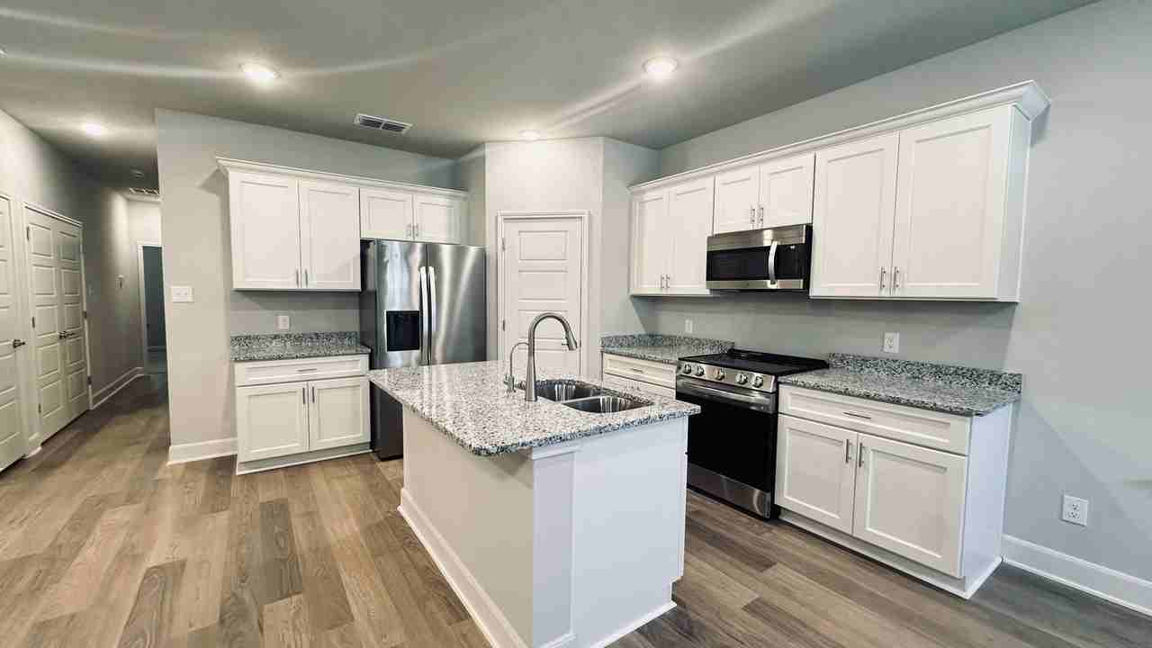 7157 7157 Magnolia Creek  - 7157 Magnolia Creek 101 - Photo 4 of 16