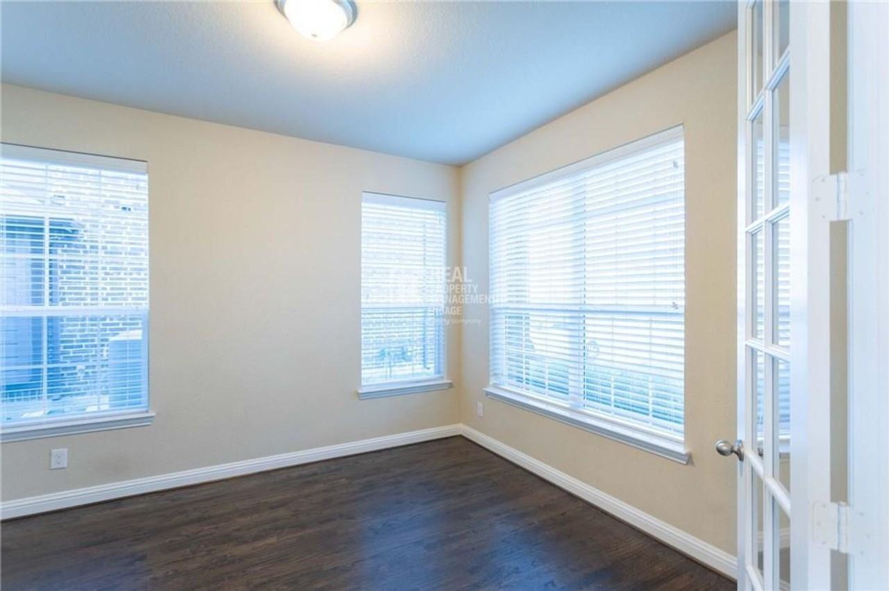 13486 Mercedes Ln - Photo 6 of 30