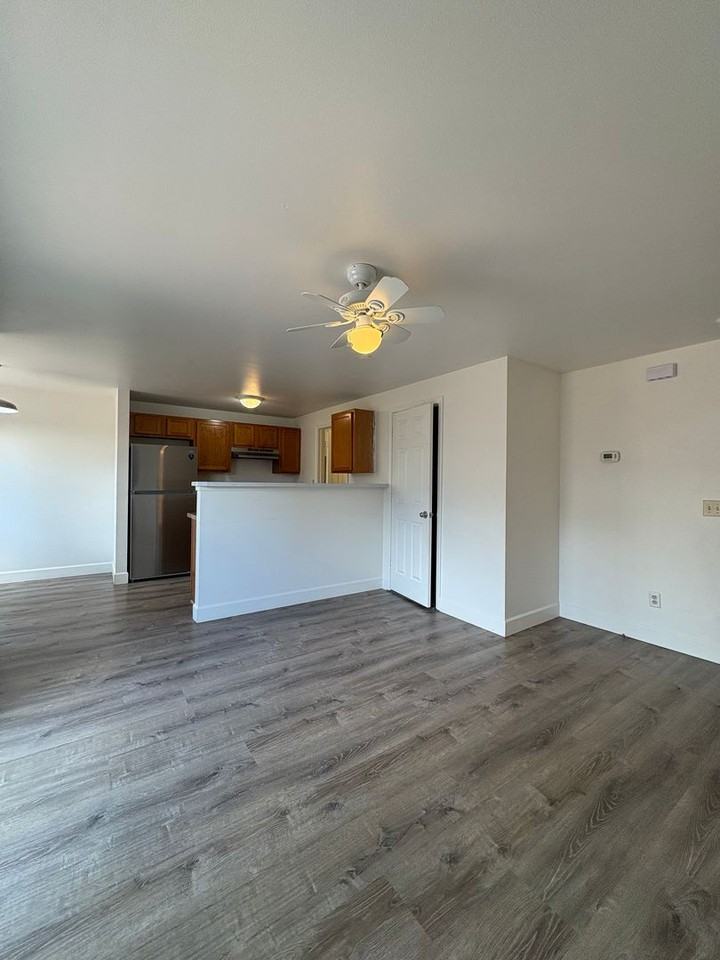 3916 Village Dr - Photo 2 of 21
