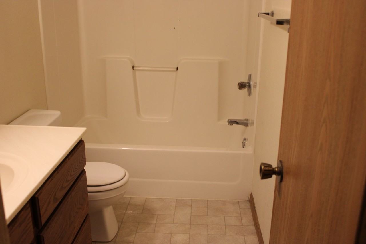 606 Vattier St - Photo 5 of 6