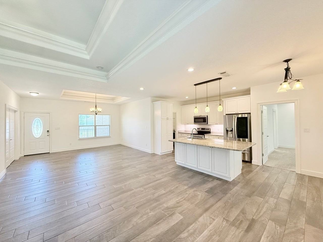 2140 Trevor Cir - Photo 5 of 21