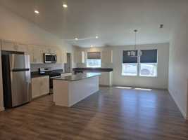 featured image of 652 Ne Mccampbell St
