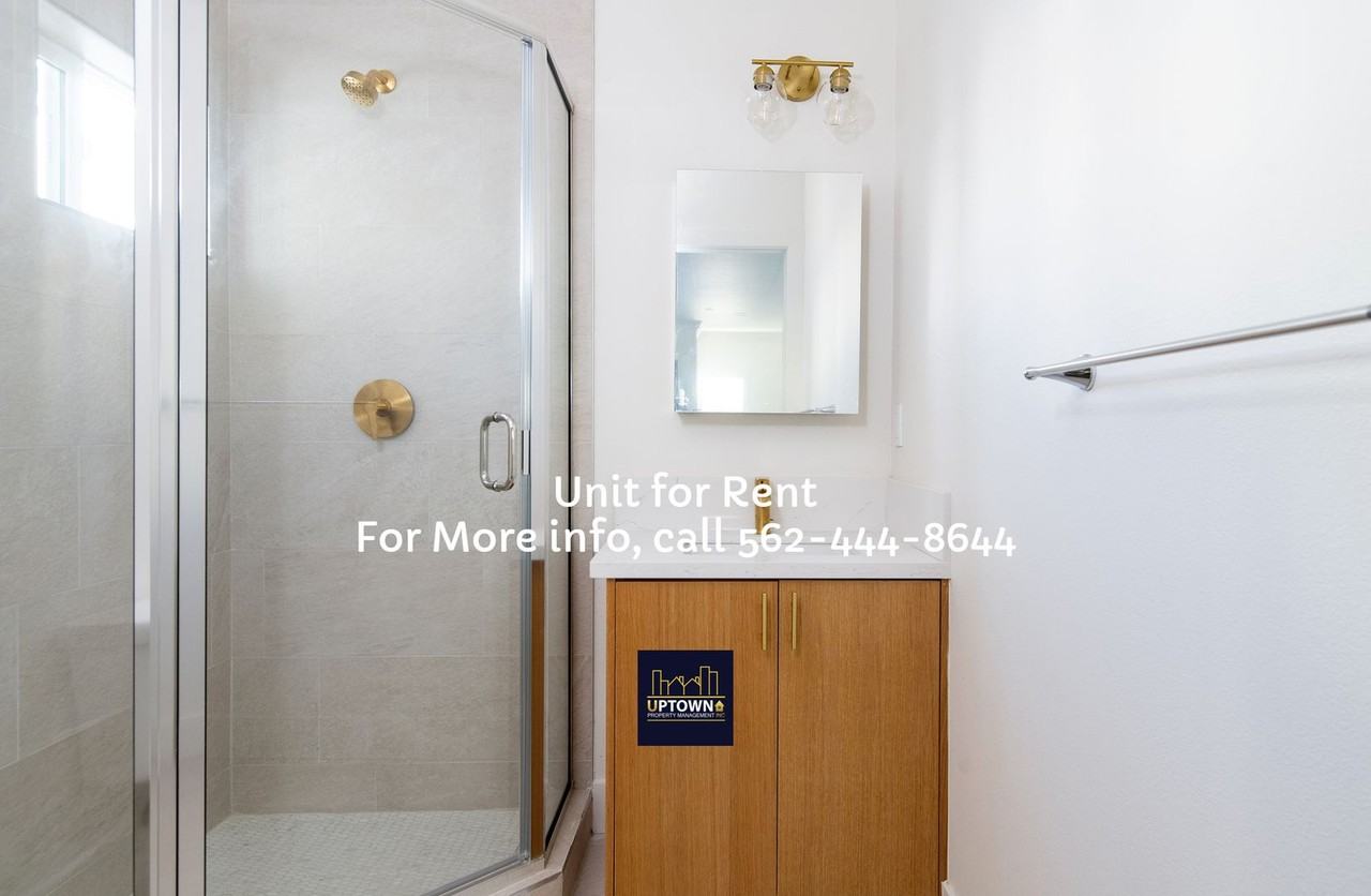 5303 Live Oak St #A - Photo 6 of 17