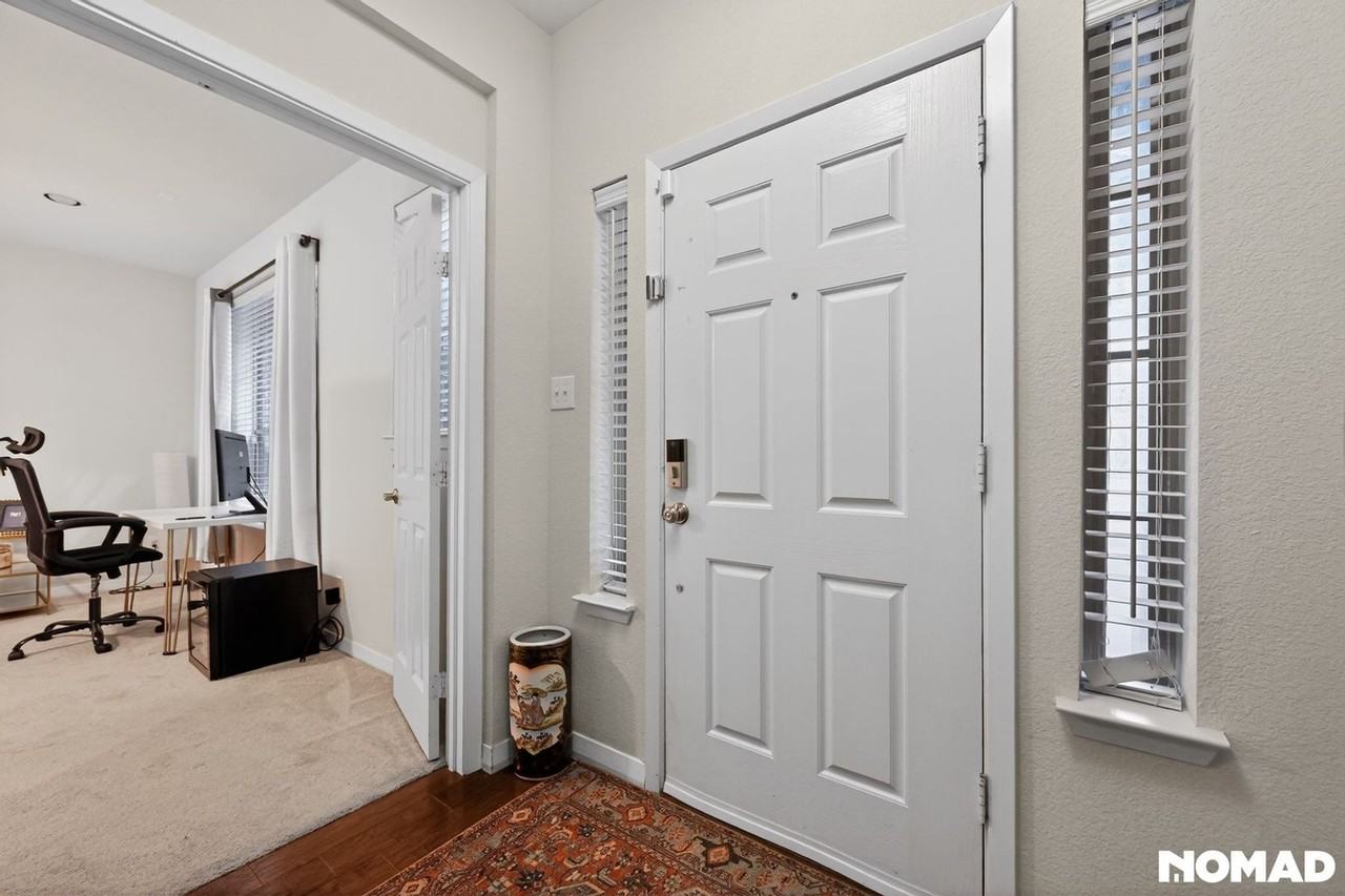 3914 Asbury Ln - Photo 3 of 32