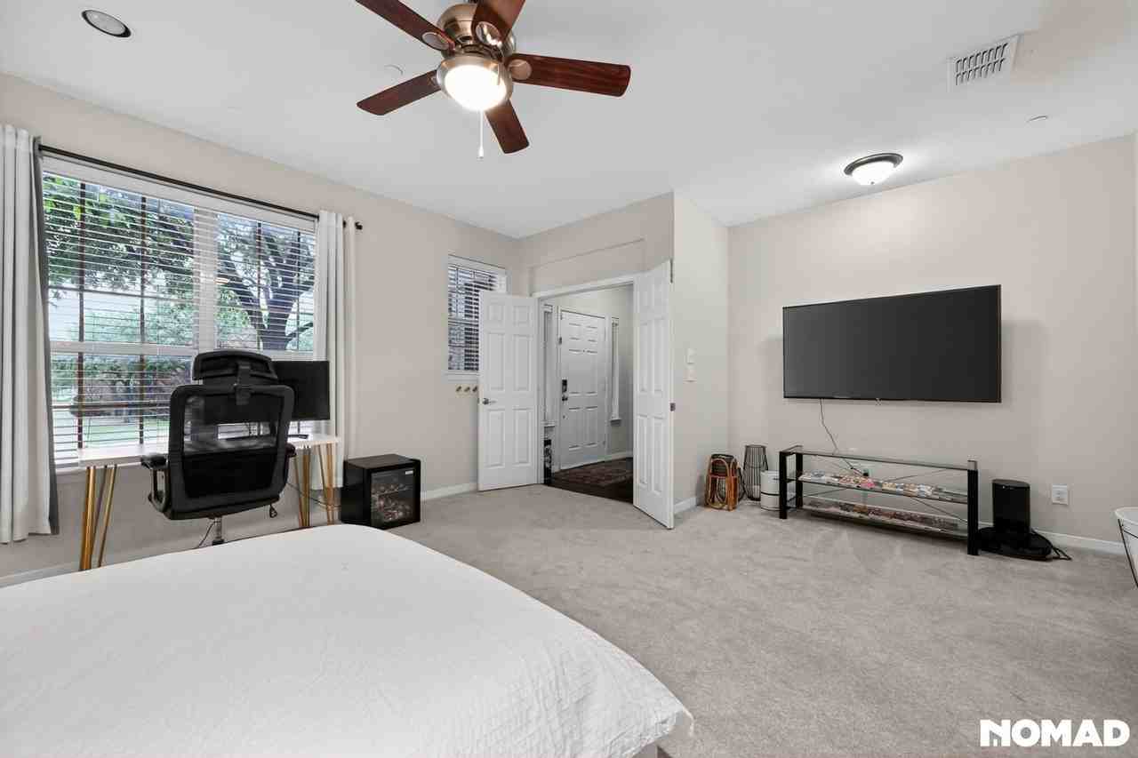3914 Asbury Ln - Photo 7 of 32