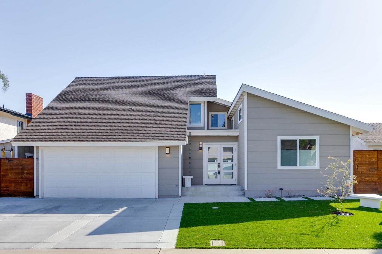 4309 Sea Bright Dr - Photo 3 of 50