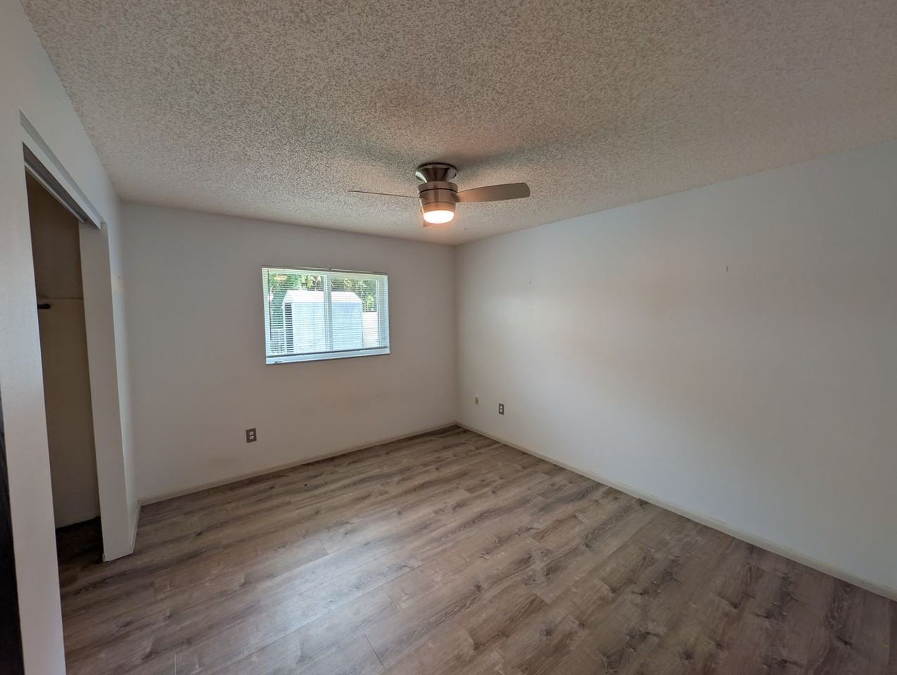 2655 Wilmette Ave - Photo 6 of 16