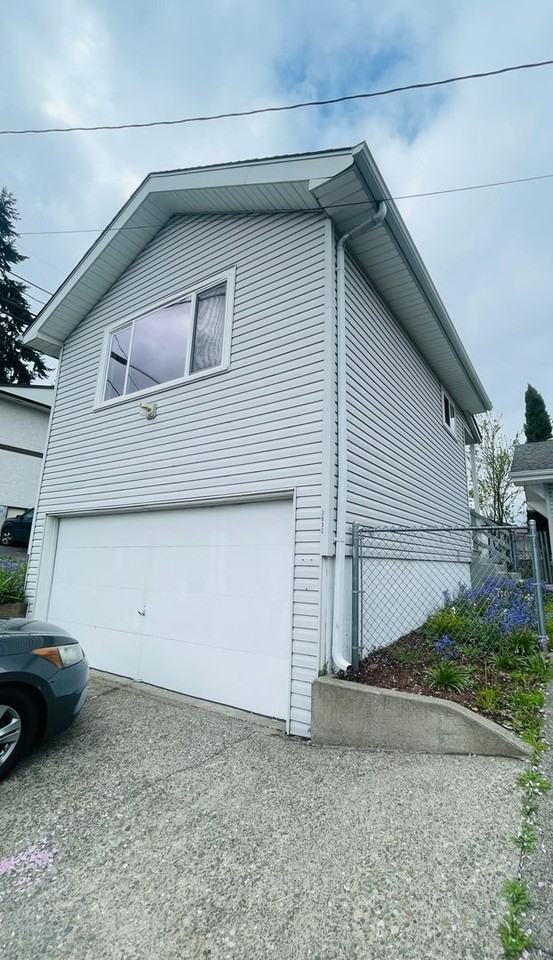 3630 1/2 Lombard Ave - Photo 3 of 9