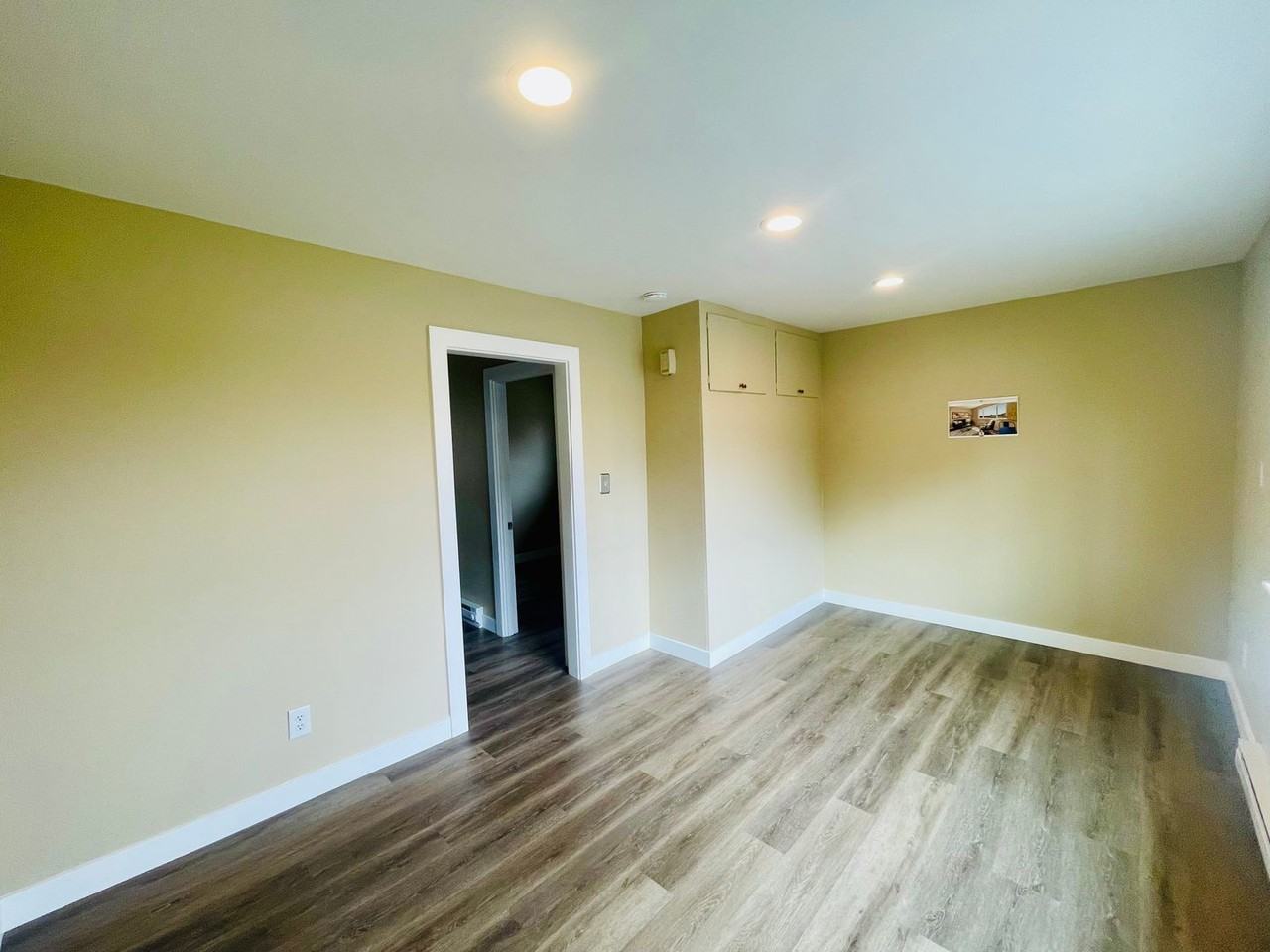 3630 1/2 Lombard Ave - Photo 7 of 9