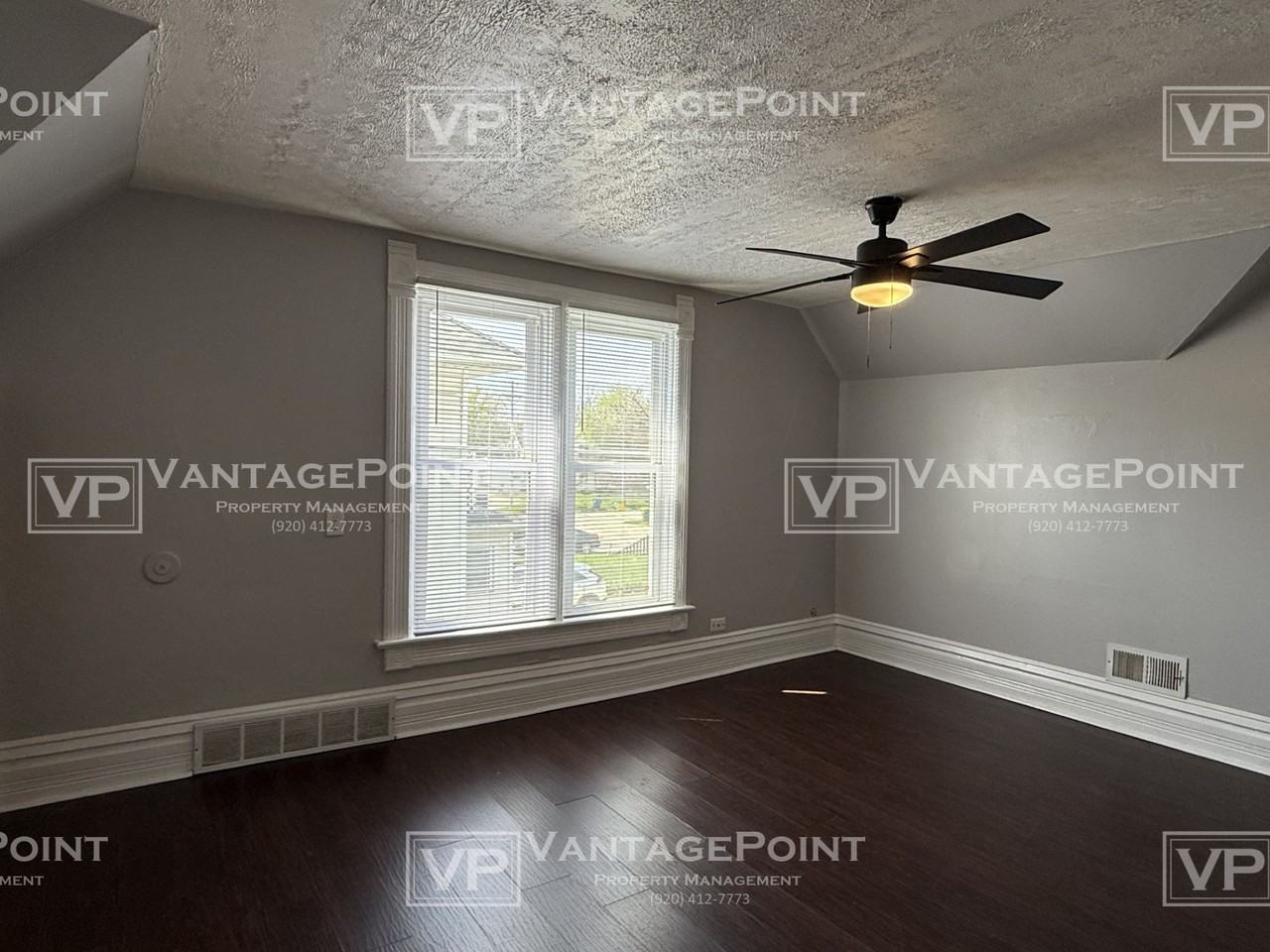 813 N Broadway #813 - Photo 3 of 17