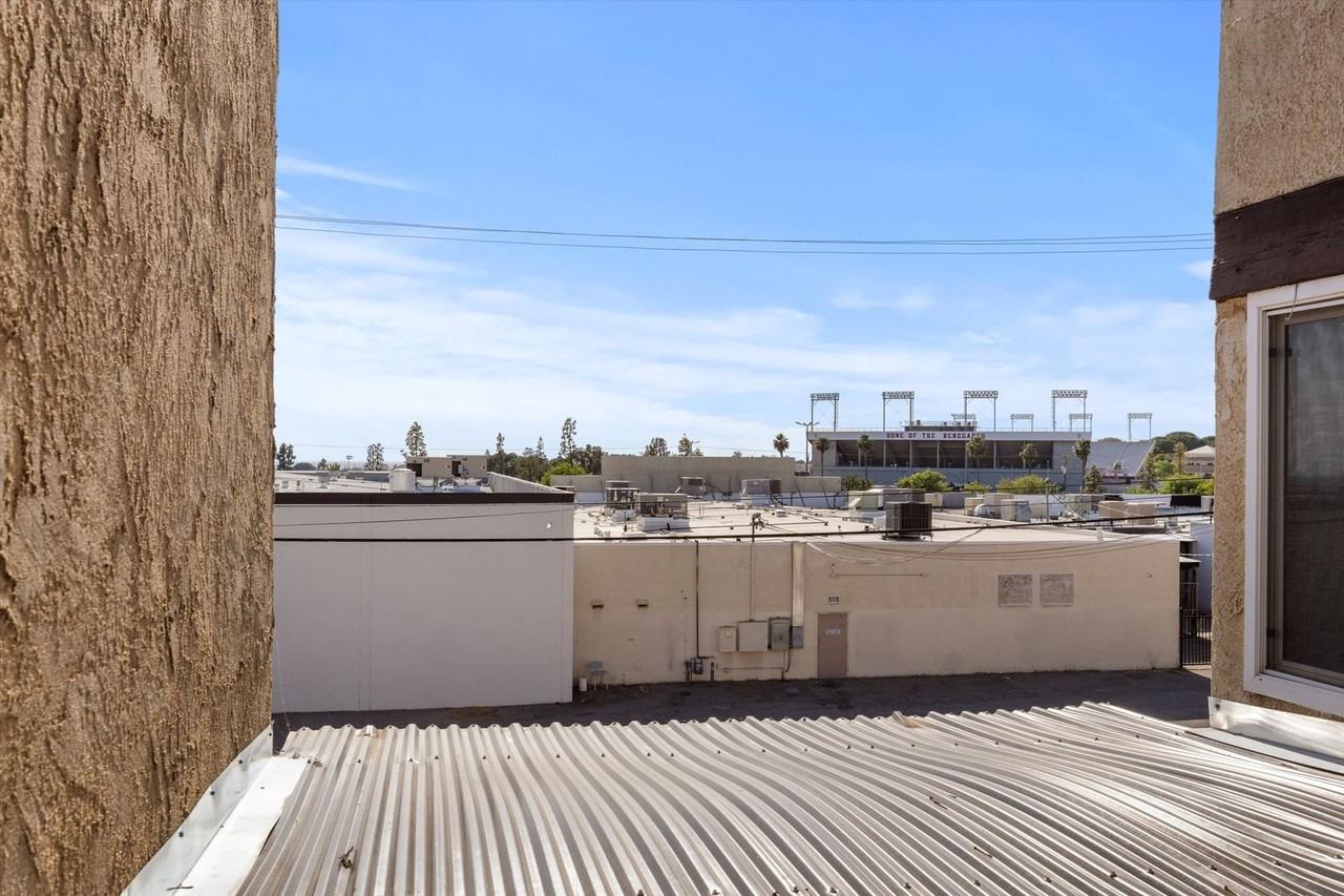 3516 Dana St #3 - Photo 4 of 35