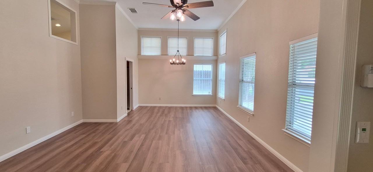 784 Arabian Cir - Photo 5 of 25