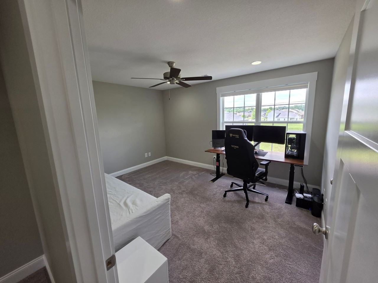 176 Anderson Rd - Photo 6 of 15