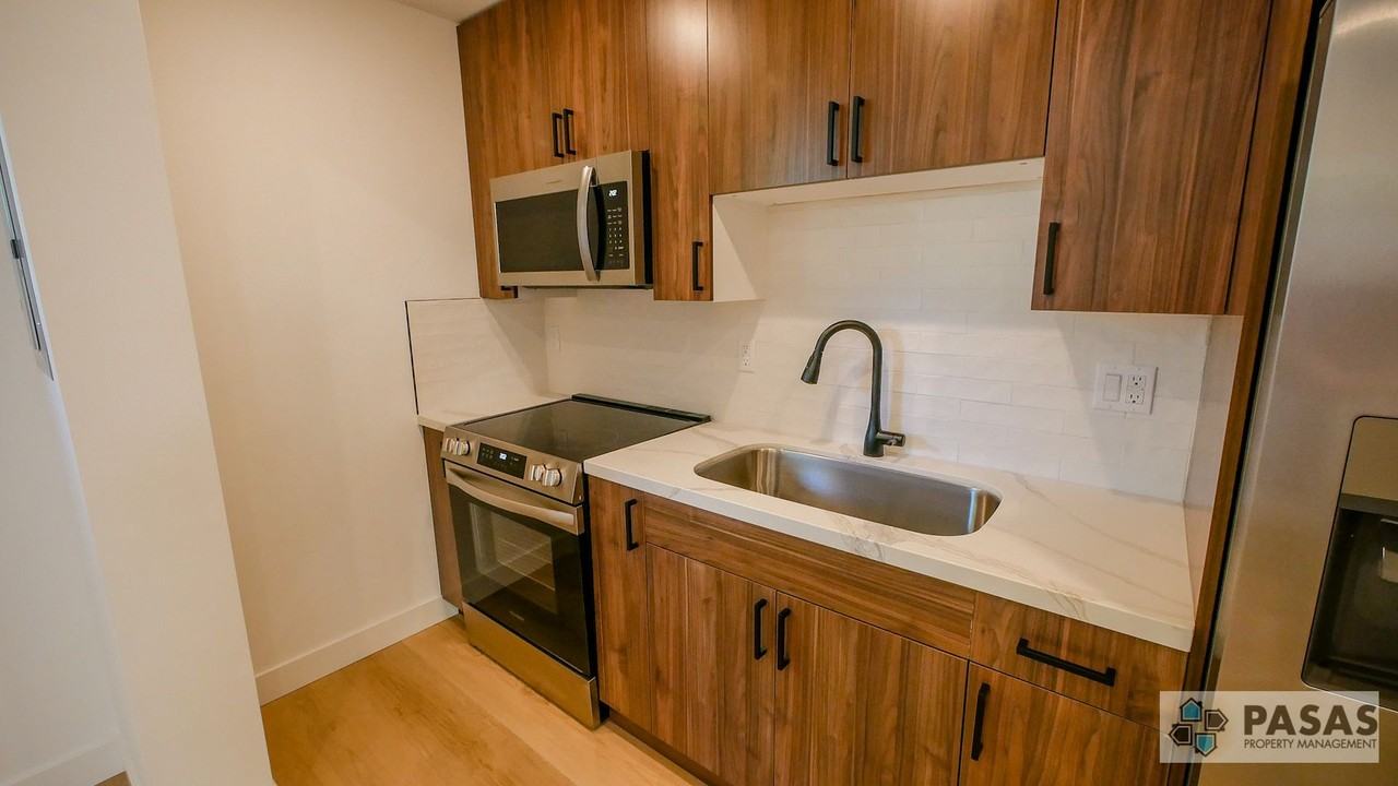 3621 32nd St #101 - Photo 7 of 18