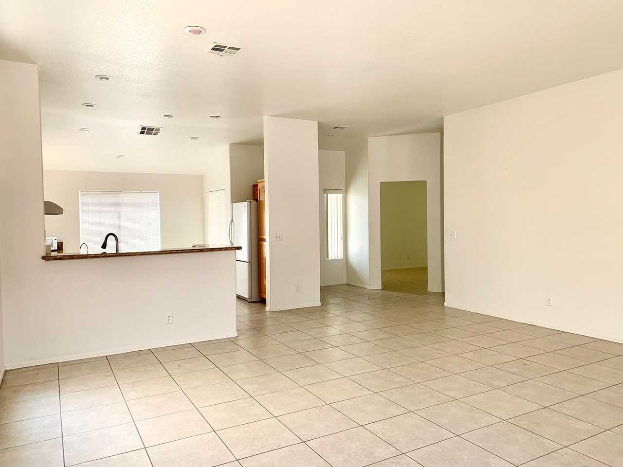 3821 Bombastic Ct - Photo 6 of 38