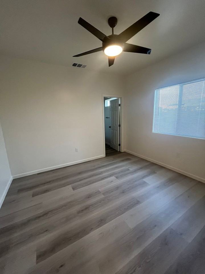 30566 Ivy Rd - Photo 5 of 25