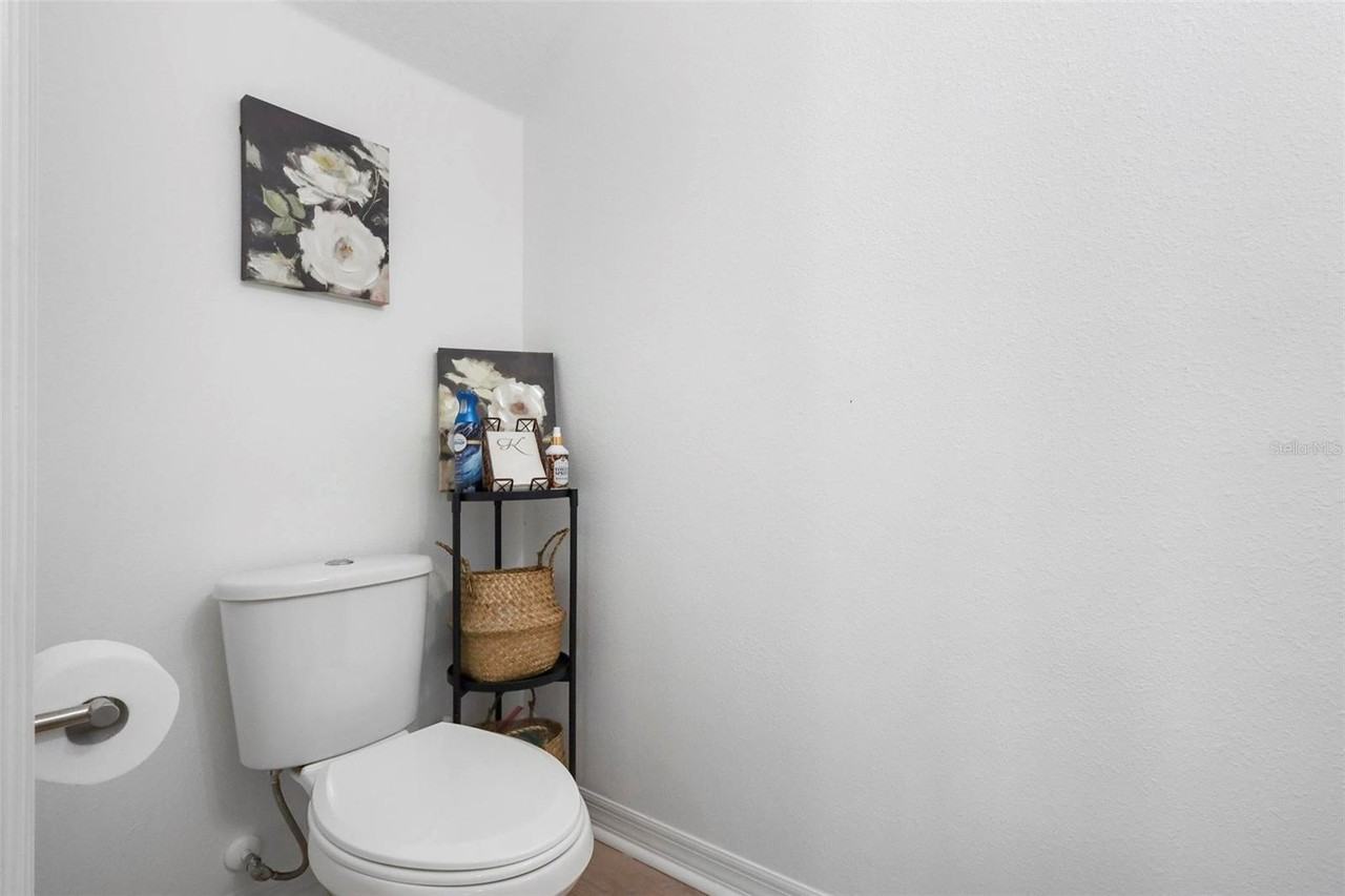 17682 Northlake Grove Dr #NA - Photo 5 of 31