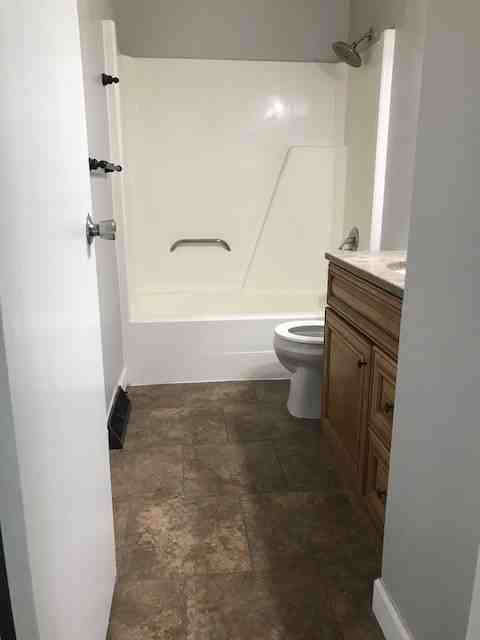 5204 S Drexel Dr #NA - Photo 5 of 12