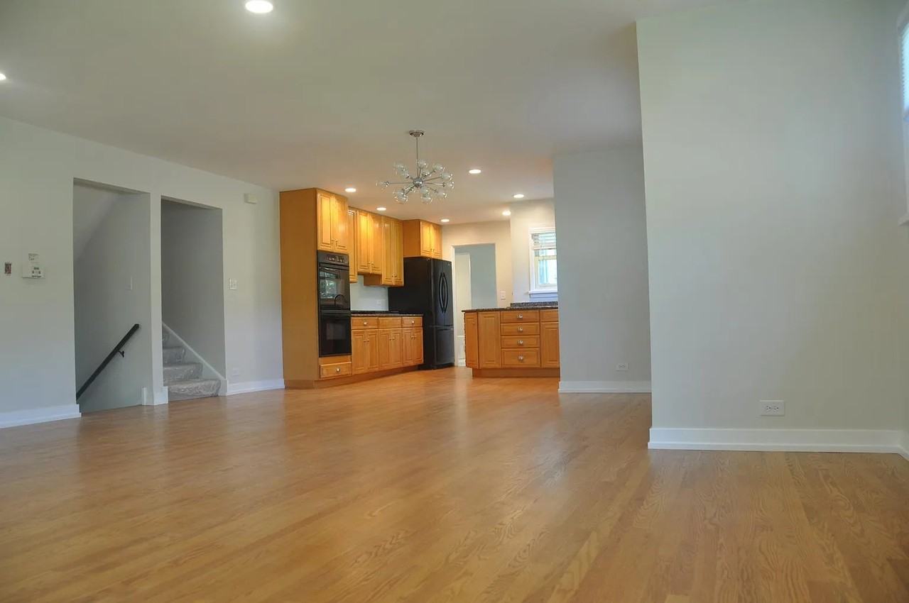 1023 Oakwood Ave #NA - Photo 4 of 19