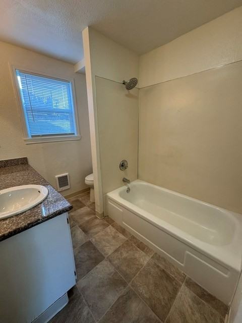 2421 62nd St Se #A - Photo 6 of 26
