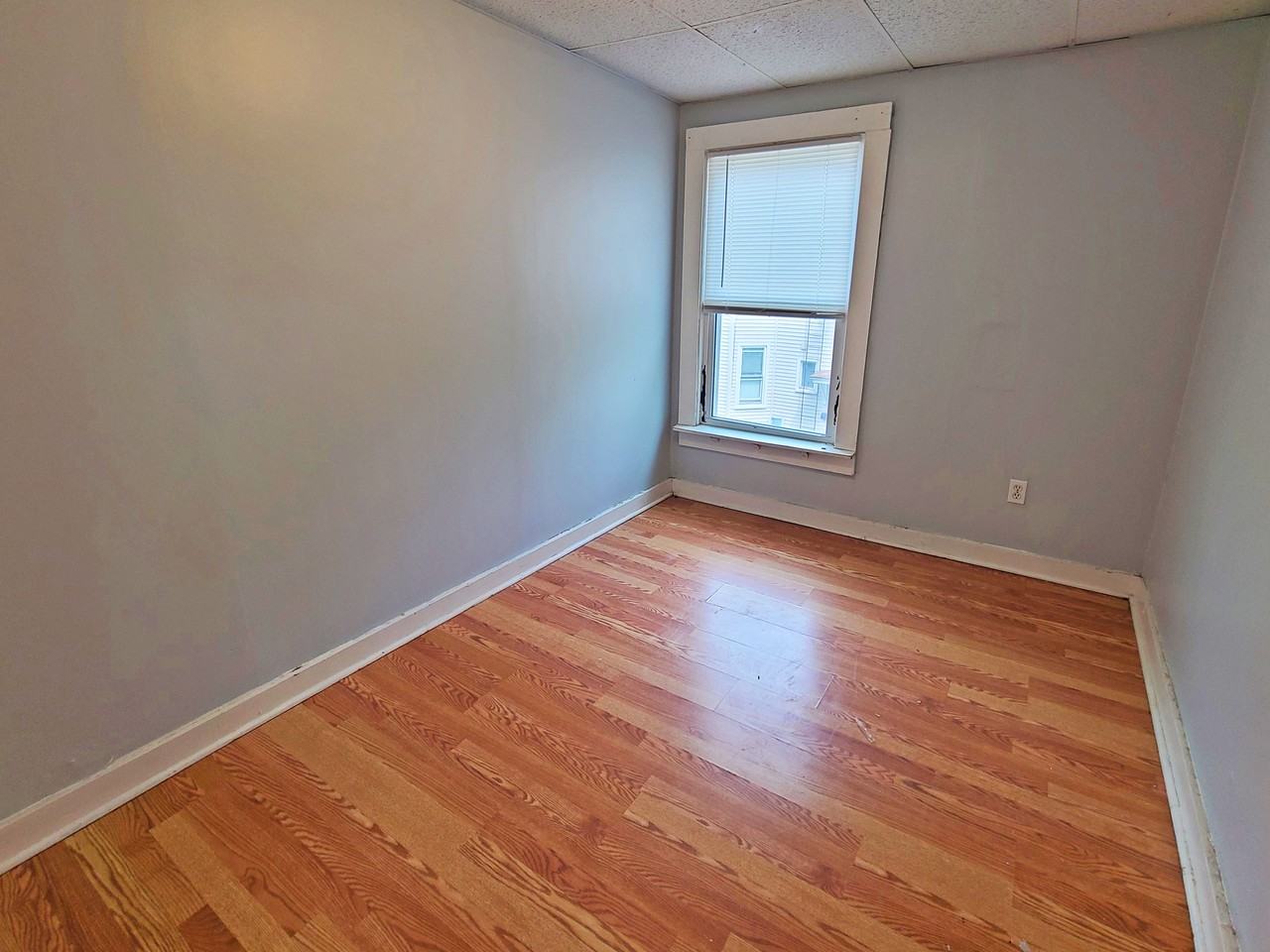 367 West Ave #4 - Photo 5 of 9