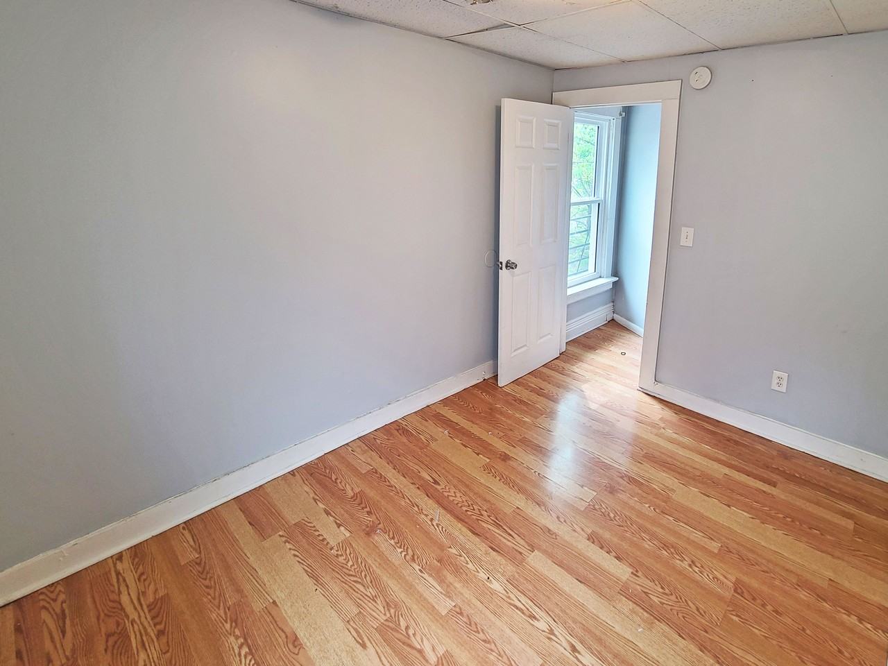 367 West Ave #4 - Photo 6 of 9
