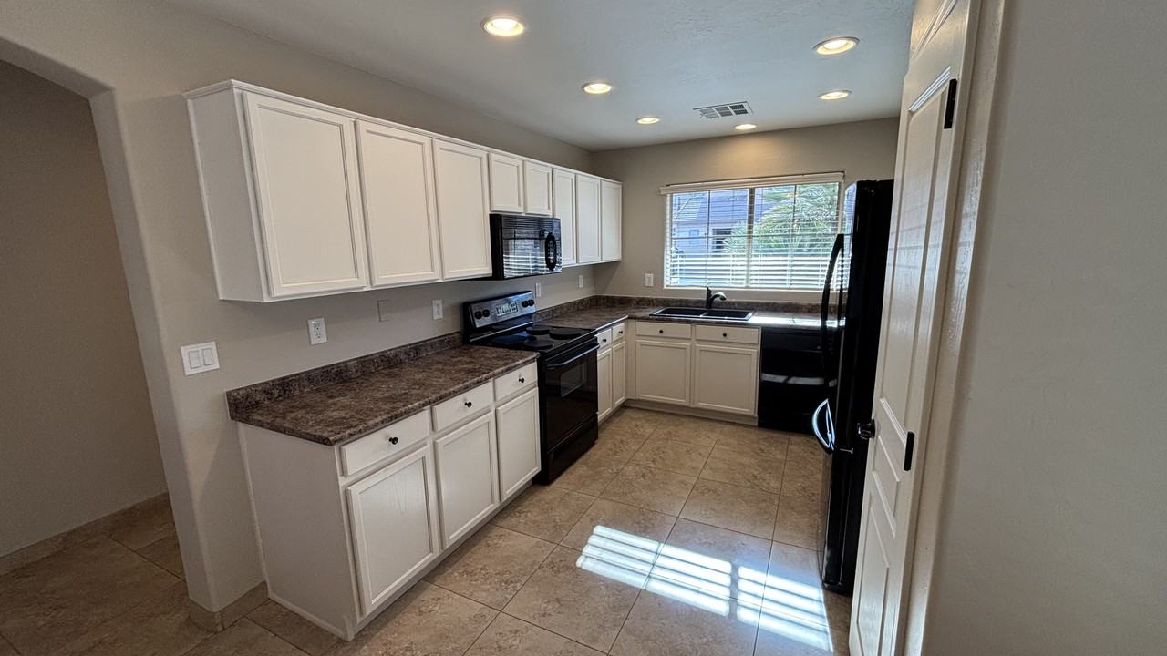 21047 N Alma Dr #NA - Photo 3 of 29
