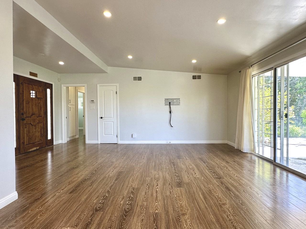 248 Bloom Dr #NA - Photo 5 of 28