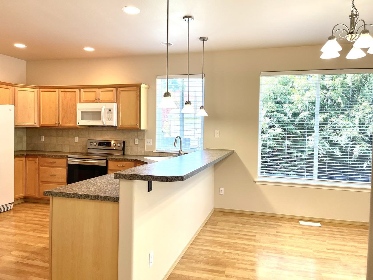 4444 20th Way Ne #NA - Photo 4 of 16
