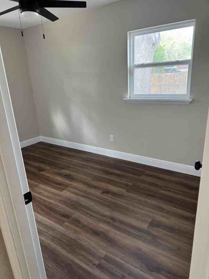 2060 Flamingo Dr #NA - Photo 7 of 15