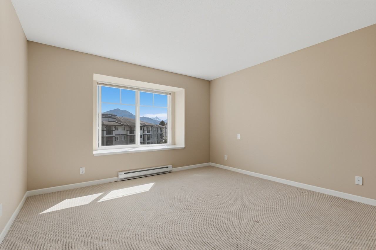 7556 - 7556 Topaz Drive - Photo 4 of 15