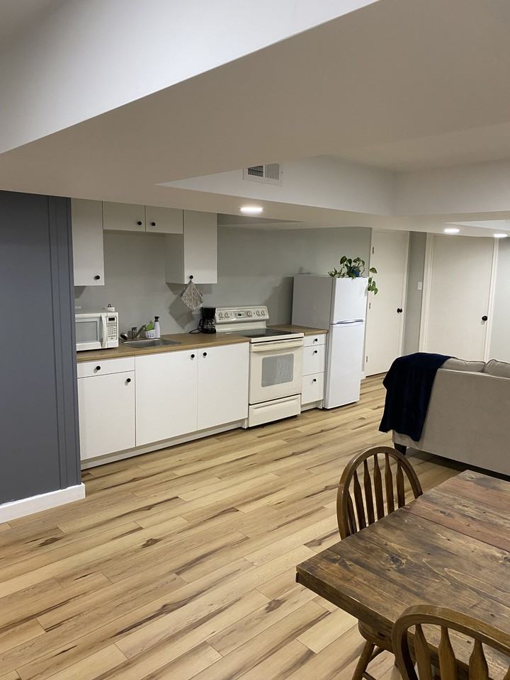 261 Oakland Cir #A - Photo 2 of 10