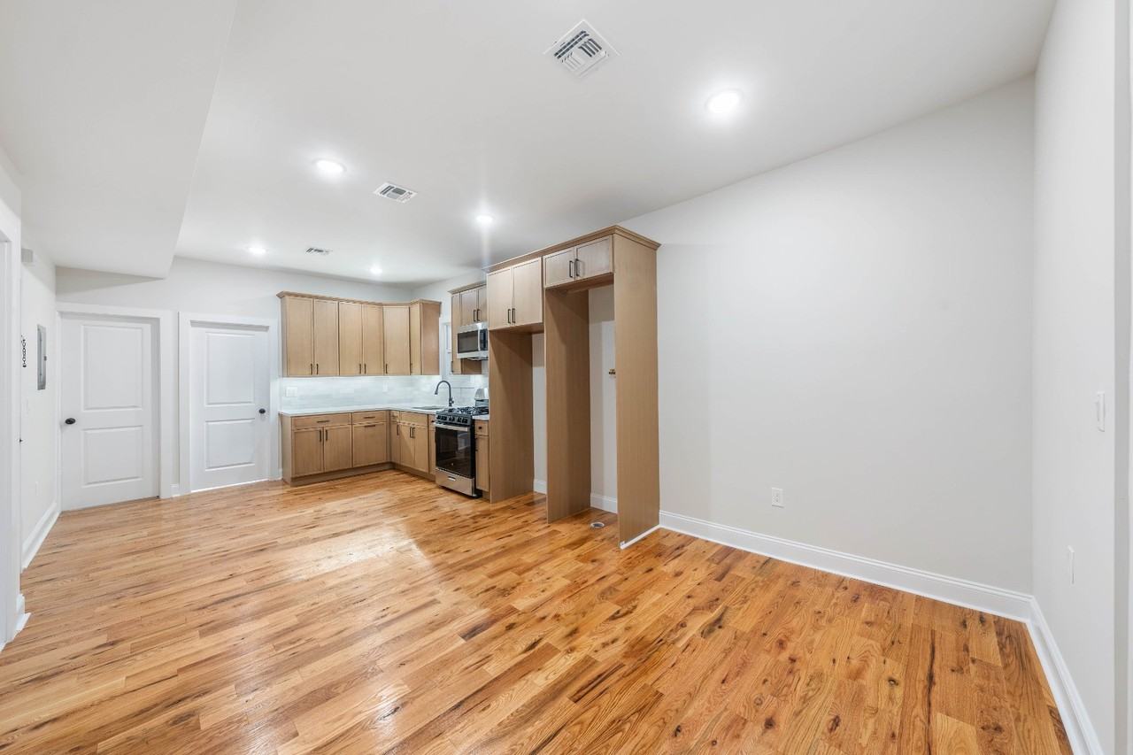 18 Taylor St #2FL - Photo 2 of 19