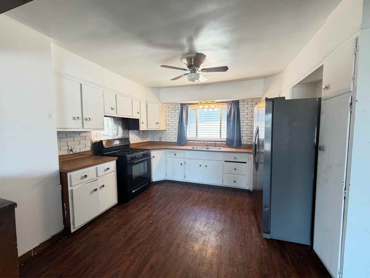 89 Macamley St #2 - Photo 5 of 11