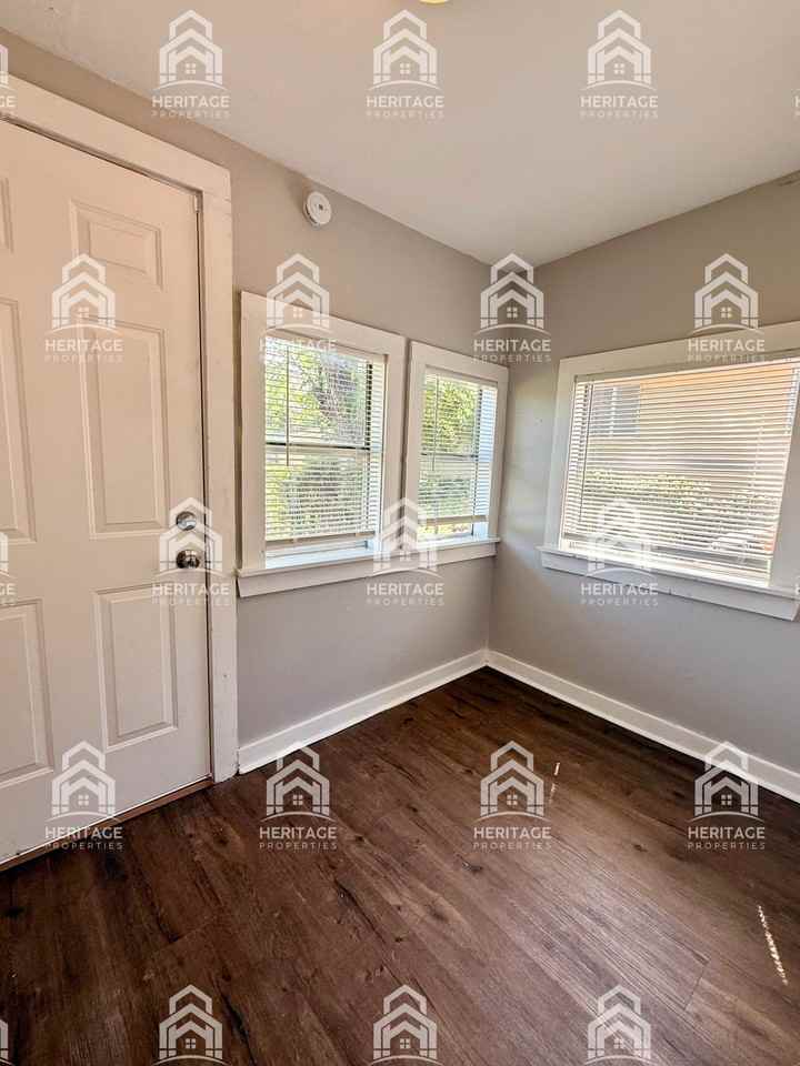 5809 Kilpatrick Ave #1 - Photo 6 of 32