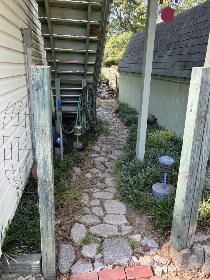 601 N Broad St - Photo 2 of 17