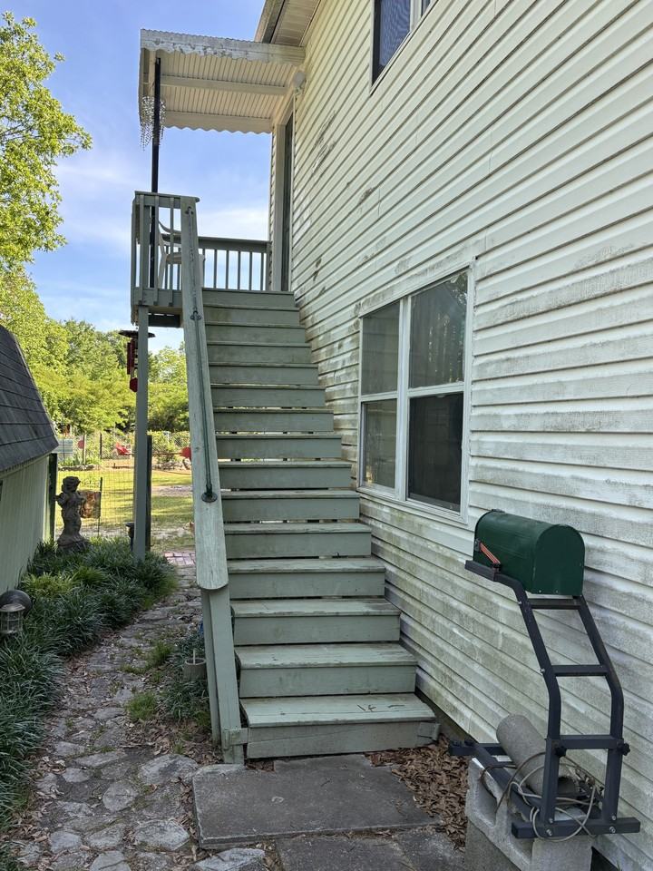 601 N Broad St - Photo 3 of 17