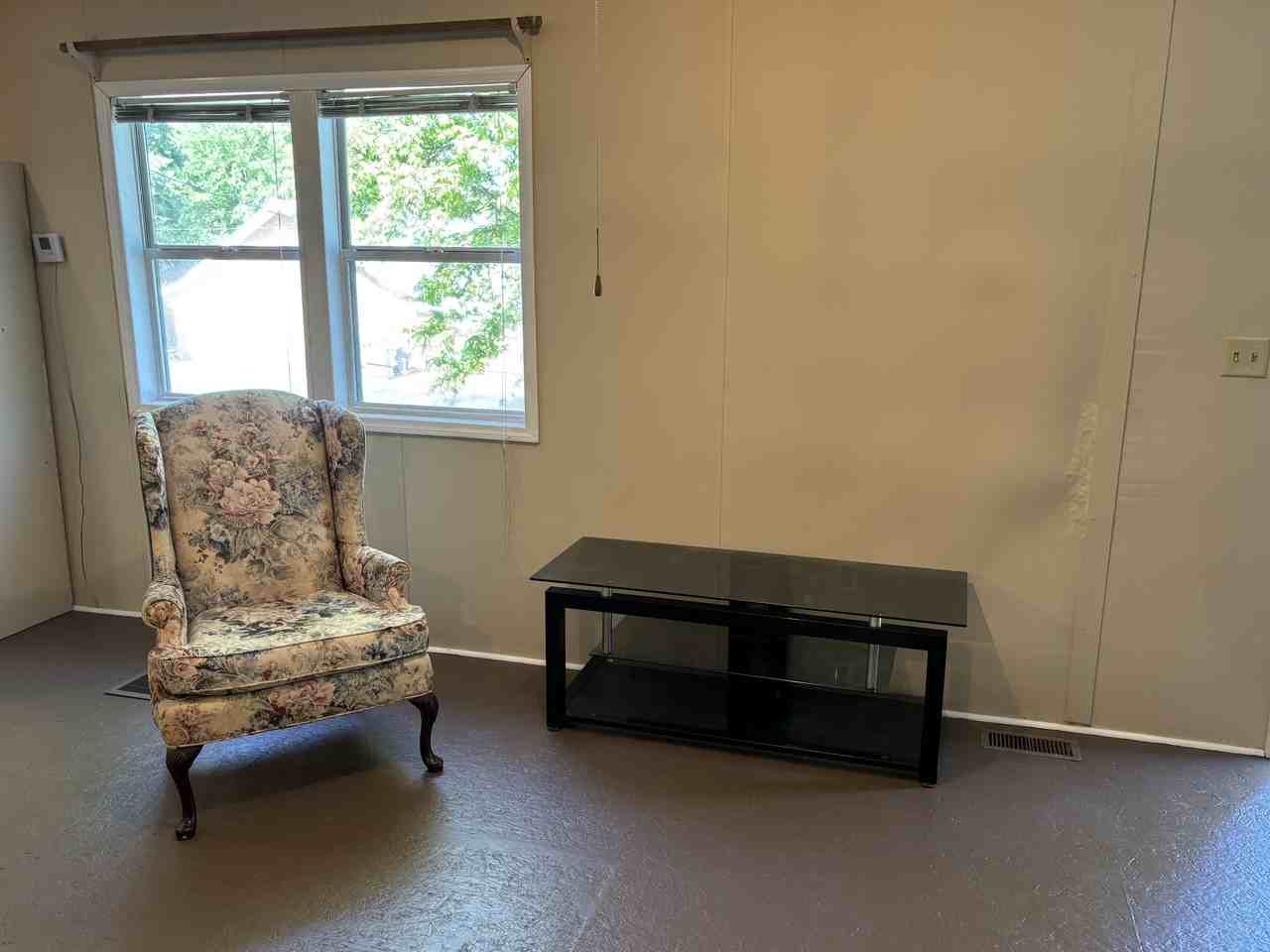 601 N Broad St - Photo 5 of 17