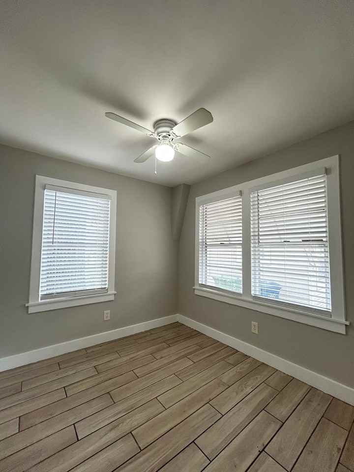 703 E Hanlon St #NA - Photo 4 of 11
